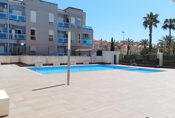 Venta - Apartamento / Piso -
Torrevieja - Estacion de autobuses