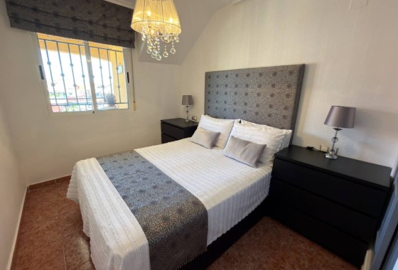 Herverkoop - Appartement / Flat -
Los Montesinos - La Herada