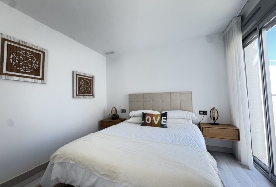 Venta - Chalet Independiente -
Lomas de Cabo Roig