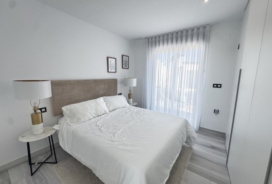 Venta - Chalet Independiente -
Lomas de Cabo Roig