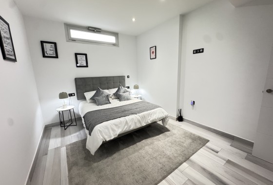 Venta - Chalet Independiente -
Lomas de Cabo Roig