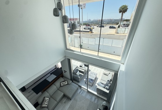 Venta - Chalet Independiente -
Lomas de Cabo Roig