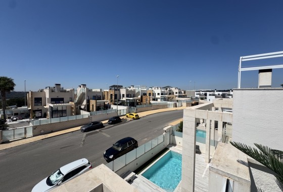 Venta - Chalet Independiente -
Lomas de Cabo Roig