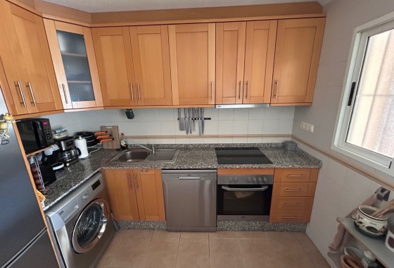 Sprzedaż - Apartament / Mieszkanie -
Jacarilla