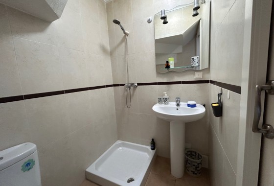 Sprzedaż - Apartament / Mieszkanie -
Jacarilla