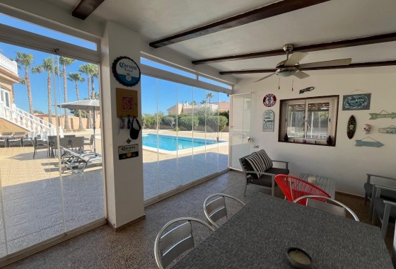 Revente - Villa Individuelle -
Catral