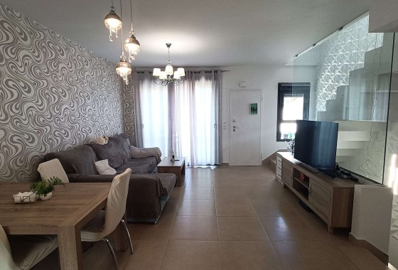 Herverkoop - Stadswoning -
Villamartín - El Manantial