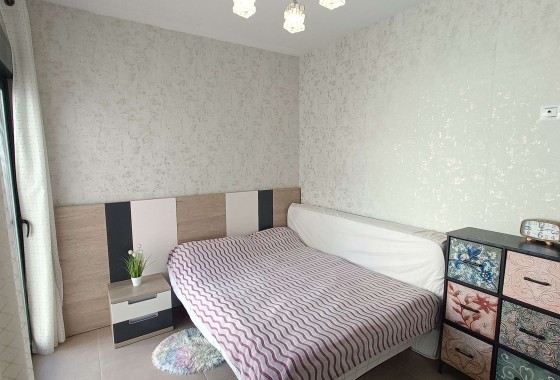 Herverkoop - Stadswoning -
Villamartín - El Manantial