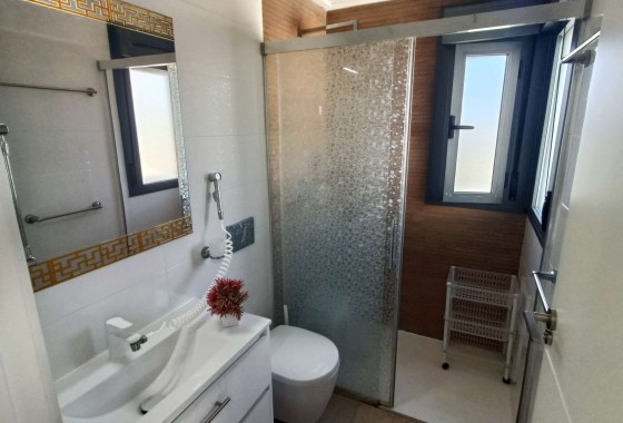 Herverkoop - Stadswoning -
Villamartín - El Manantial