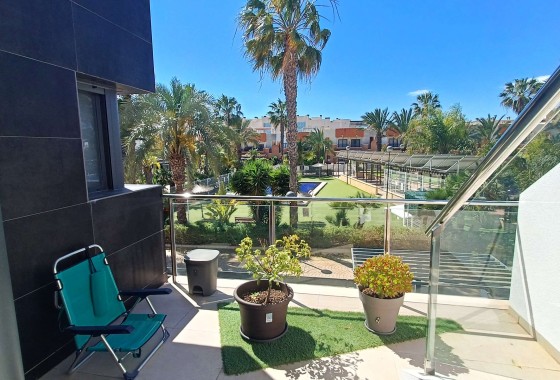 Herverkoop - Stadswoning -
Villamartín - El Manantial