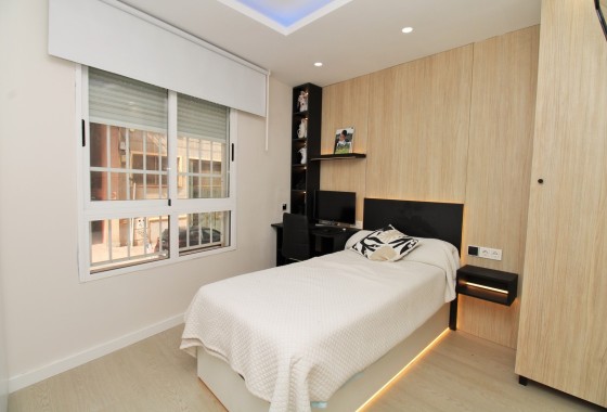 Herverkoop - Appartement / Flat -
Torrevieja