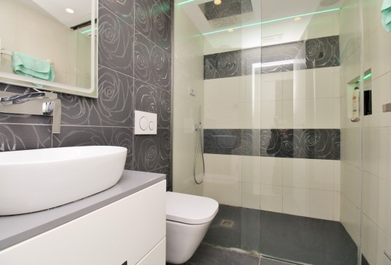 Herverkoop - Appartement / Flat -
Torrevieja