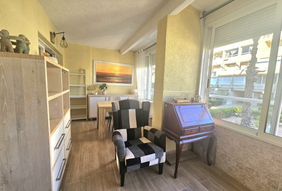 Revente - Appartement -
Torrevieja - Torreblanca