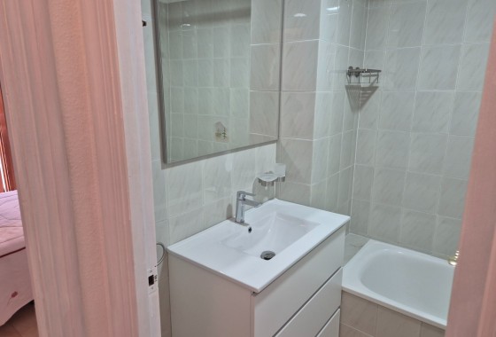 Herverkoop - Appartement / Flat -
Torrevieja - El Acequión