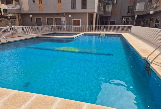Herverkoop - Appartement / Flat -
Torrevieja - El Acequión