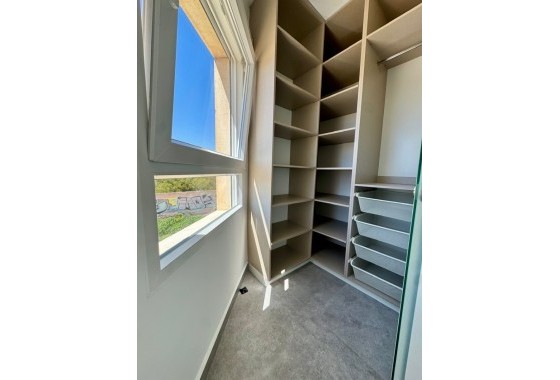 Herverkoop - Appartement / Flat -
Torrevieja - Puerto Deportivo