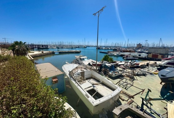 Herverkoop - Appartement / Flat -
Torrevieja - Puerto Deportivo