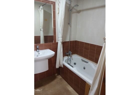 Herverkoop - Appartement / Flat -
Pinoso - Pinoso Alicante