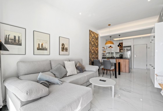 Venta - Apartamento / Piso -
Guardamar del Segura - El Raso*