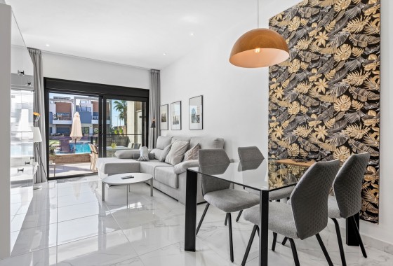 Venta - Apartamento / Piso -
Guardamar del Segura - El Raso*