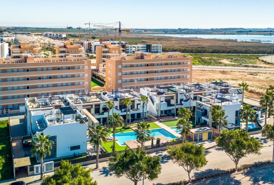 Venta - Apartamento / Piso -
Guardamar del Segura - El Raso*