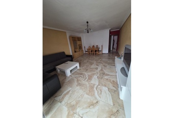 Resale - Wohnung / Appartement -
Torrevieja