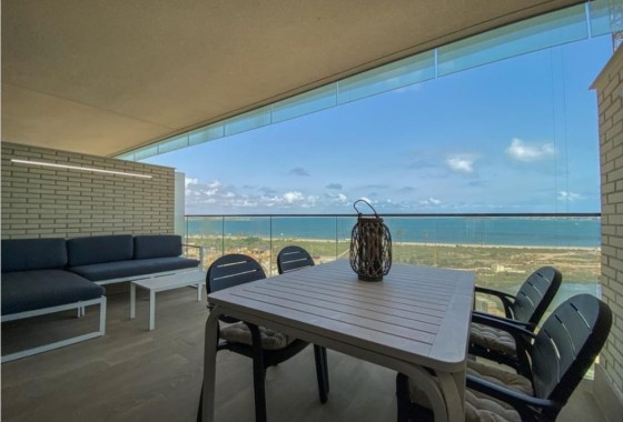 Revente - Appartement -
La Manga del Mar Menor - La Manga