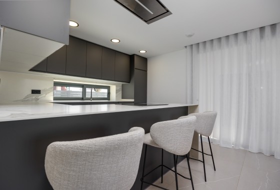 NIEUWBOUW - Halfvrijstaande villa -
Torrevieja - Nueva Torrevieja - Aguas Nuevas