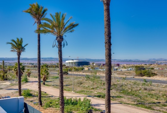 NIEUWBOUW - Halfvrijstaande villa -
Torrevieja - Nueva Torrevieja - Aguas Nuevas