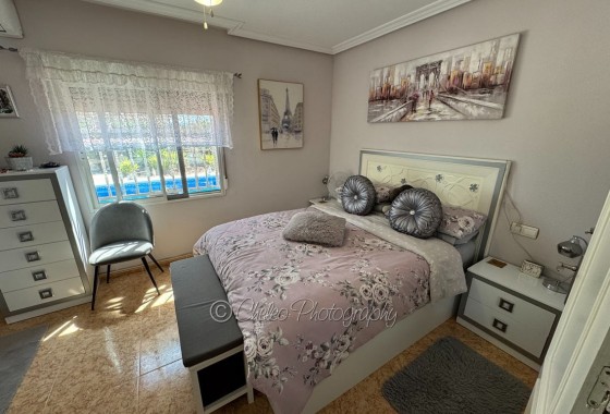 Herverkoop - Vrijstaande Villa -
Catral - CatralAlicanteValenciaSpain