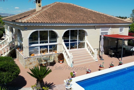 Herverkoop - Vrijstaande Villa -
Catral - CatralAlicanteValenciaSpain