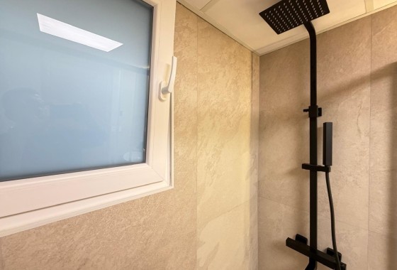 Herverkoop - Appartement / Flat -
Torrevieja - Playa del Cura