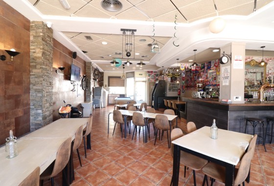 Sale - Commercial -
Formentera del Segura - Formentera - Village