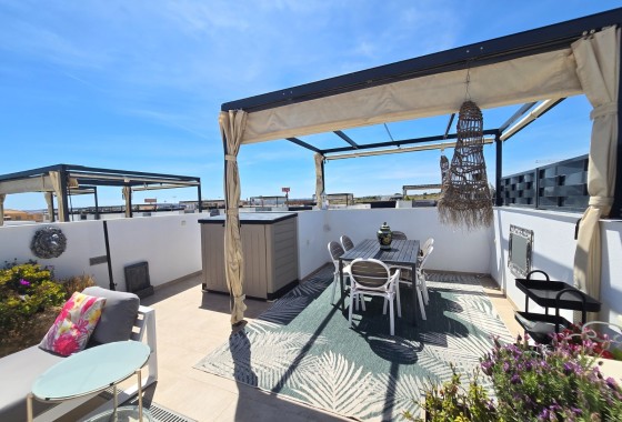 Herverkoop -  -
Ciudad Quesada * - Doña Pepa *