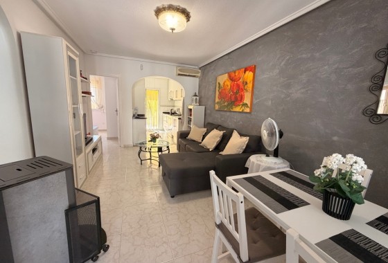 Sprzedaż - Apartament / Mieszkanie -
Dona Pepa