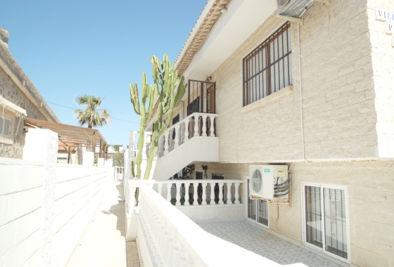 Sale - Apartment Flat -
La Mata - Playa