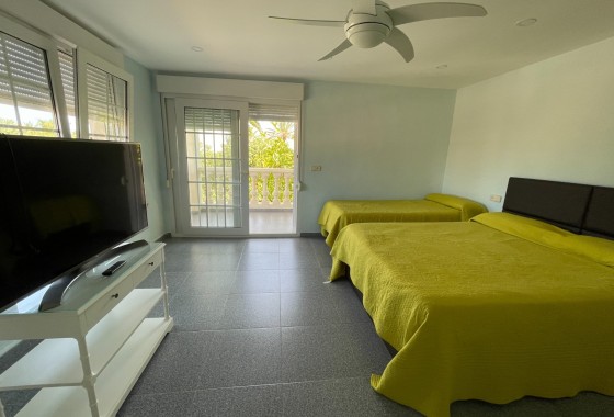 Sale - Detached Villa -
Orihuela Costa - Cabo Roig