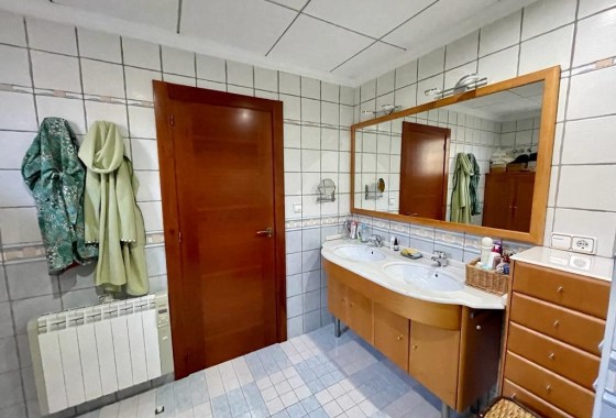 Herverkoop - Vrijstaande Villa -
Albatera