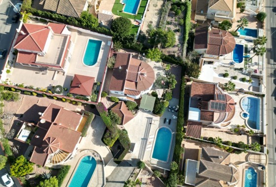 Herverkoop - Vrijstaande Villa -
Rojales - Ciudad Quesada