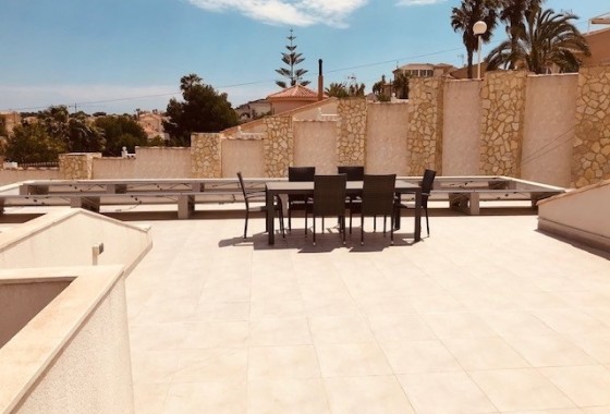 Herverkoop - Vrijstaande Villa -
Rojales - Ciudad Quesada