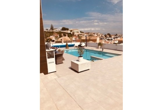 Herverkoop - Vrijstaande Villa -
Rojales - Ciudad Quesada