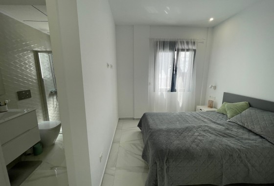 Venta - Villa adosada -
Benijofar