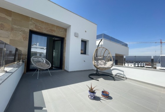 Venta - Villa adosada -
Benijofar