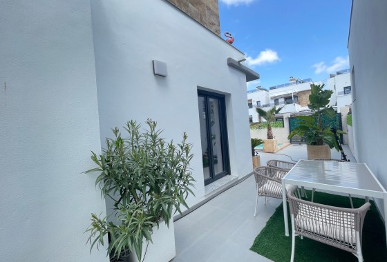 Venta - Villa adosada -
Benijofar