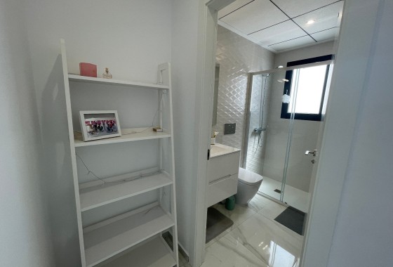 Venta - Villa adosada -
Benijofar