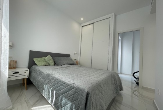 Venta - Villa adosada -
Benijofar