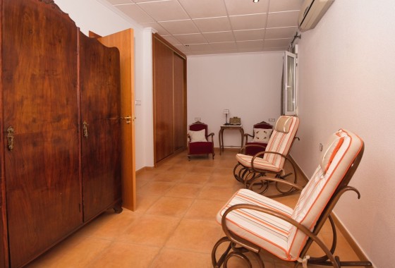 Herverkoop - Vrijstaande Villa -
Benijofar