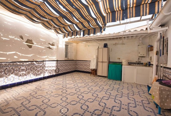 Herverkoop - Vrijstaande Villa -
Benijofar