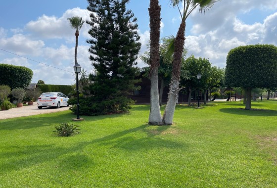 Herverkoop - Halfvrijstaande villa -
San Fulgencio - La Marina