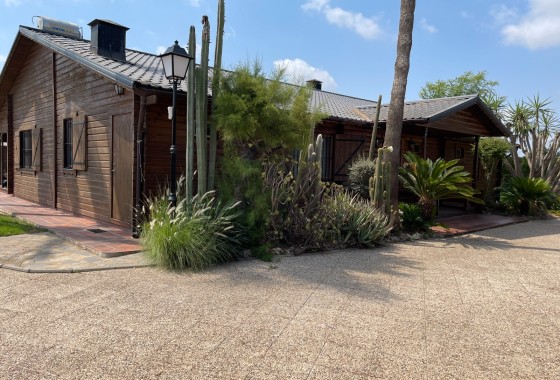 Herverkoop - Halfvrijstaande villa -
San Fulgencio - La Marina